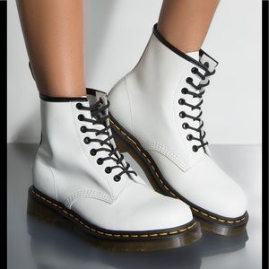 dr martens 1460 smooth white womens